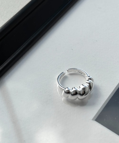 apres jour mignon(アプレジュールミニョン)の「【apresjour mignon×ARIAZ】アソートフリーサイズリング(リング・レディース・ホワイト系その他3/ライトホワイト/ホワイト/ホワイト系その他2/ホワイト系その他/オフホワイト・ONESIZE)」の15枚目の写真