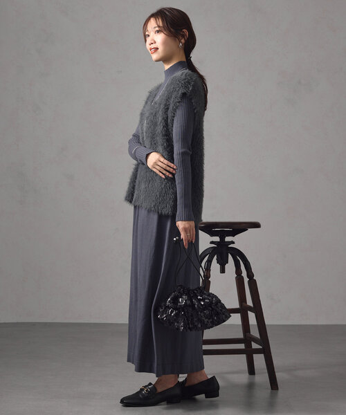 シェトワ　シャギーベスト　ニットワンピース黒 シャギーベスト×ニットワンピース | Chez toi(シェトワ