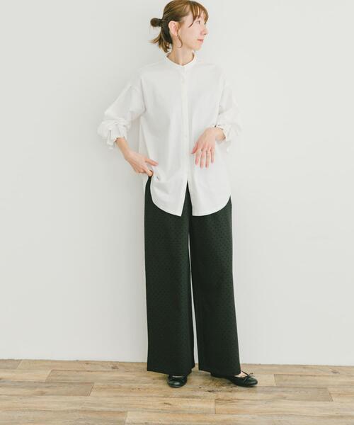 ITEMS URBANRESEARCH（アイテムズ アーバンリサーチ）の「イージーワイドストレートパンツ（その他パンツ・レディース・グリーン/ブラック/ブラウン/ライトベージュ/ドット・FREE）」の19枚目の写真