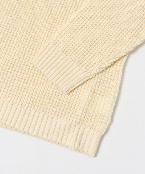 ITEMS URBANRESEARCH（アイテムズ アーバンリサーチ）の「ワッフル編み クルーネックニット（ニット/セーター・メンズ・チャコールグレー/ブラック/オフホワイト/オリーブ/モカ・SMALL/MEDIUM/LARGE）」の18枚目の写真