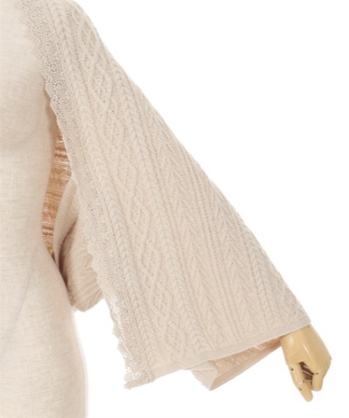 axes femme（アクシーズファム）の「２ＷＡＹニットストール（ストール/ショール・レディース・ワイン/キナリ/チャコール・FREE）」の8枚目の写真