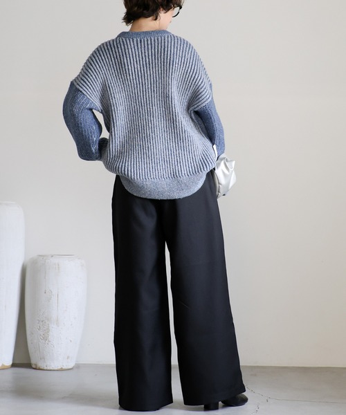 select MOCA(セレクトモカ)の「タックワイドシルエットパンツ(スラックス・レディース・チャコール/ブラック・MEDIUM/LARGE)」の3枚目の写真