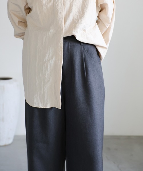 select MOCA(セレクトモカ)の「タックワイドシルエットパンツ(スラックス・レディース・チャコール/ブラック・MEDIUM/LARGE)」の19枚目の写真