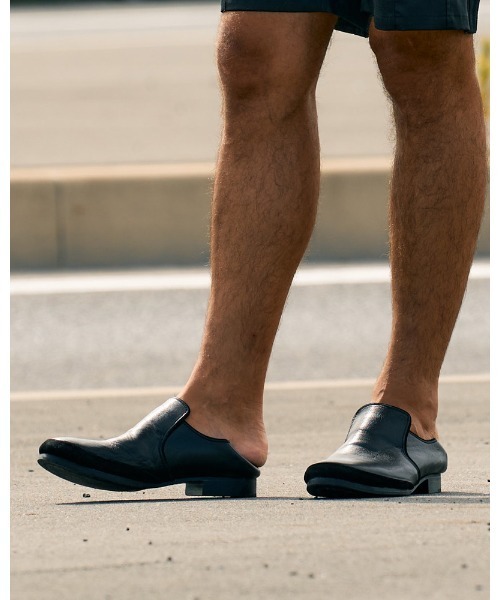 wjk（ダヴルジェイケイ）の「soft leather slip-on（スリッポン・メンズ・ブラック/ブラウン・41/42/43）」の2枚目の写真