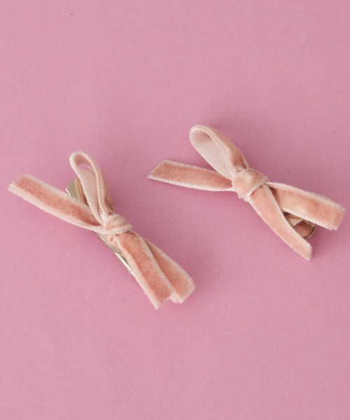 BIRTHDAY BAR（バースデイバー）の「KIDS HAIR PIN ベロアリボン（ヘアピン・キッズ・ピンク/ネイビー/グレー/ワイン・フリー）」の3枚目の写真