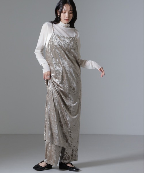 NANO universe（ナノユニバース）の「ベロアキャミソールワンピース（セットアップ可）（ワンピース・レディース・ブラウン/ベージュ/ブラック・FREE）」の3枚目の写真