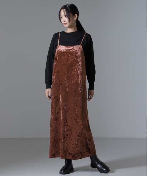 NANO universe（ナノユニバース）の「ベロアキャミソールワンピース（セットアップ可）（ワンピース・レディース・ブラウン/ベージュ/ブラック・FREE）」の6枚目の写真