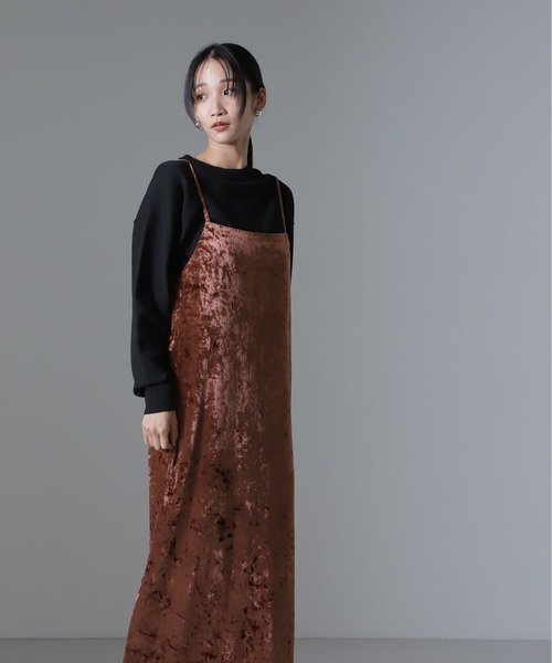 NANO universe（ナノユニバース）の「ベロアキャミソールワンピース（セットアップ可）（ワンピース・レディース・ブラウン/ベージュ/ブラック・FREE）」の5枚目の写真