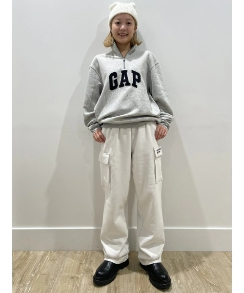 GAP（ギャップ）の「リラックス GAPロゴ ハーフジップ スウェット・トレーナー（スウェット・メンズ・ブラック/ライトグレー・L/M/XL/S/XS）」の12枚目の写真