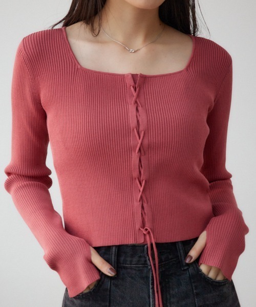 AZUL by moussy(アズールバイマウジー)の「レースアップデザインリブニット(ニット/セーター・レディース・ブラック/グレー/ピンク/ブルー/アイボリー・FREE)」の5枚目の写真