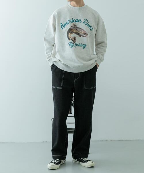 ITEMS URBANRESEARCH（アイテムズ アーバンリサーチ）の「クルーネックスエット fishing（スウェット・メンズ・ブラック/グレー/オートミール・MEDIUM/LARGE）」の6枚目の写真