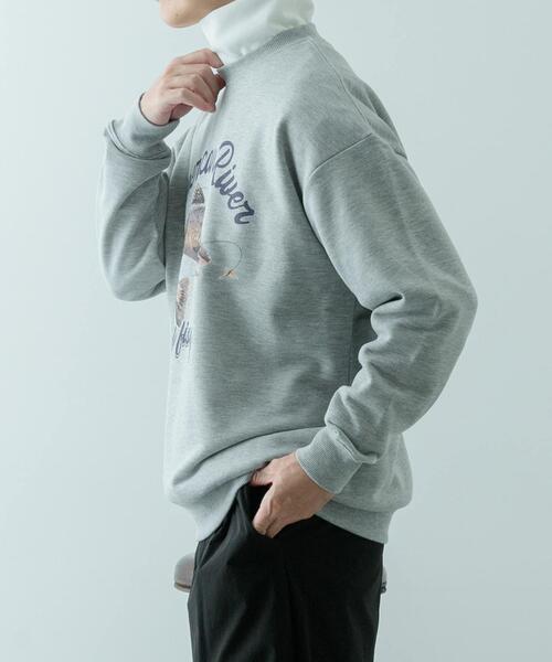 ITEMS URBANRESEARCH（アイテムズ アーバンリサーチ）の「クルーネックスエット fishing（スウェット・メンズ・ブラック/グレー/オートミール・MEDIUM/LARGE）」の17枚目の写真