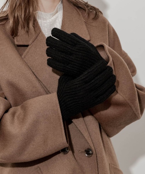 SMELLY（スメリー）の「ホールタッチニットグローブ（手袋・レディース・ベージュ/アイボリー/ブラック・-）」の14枚目の写真