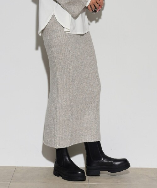 GALLEST（ギャレスト）の「ワイドリブニットスカート（スカート・レディース・チャコールグレー/ベージュ・36/38）」の8枚目の写真