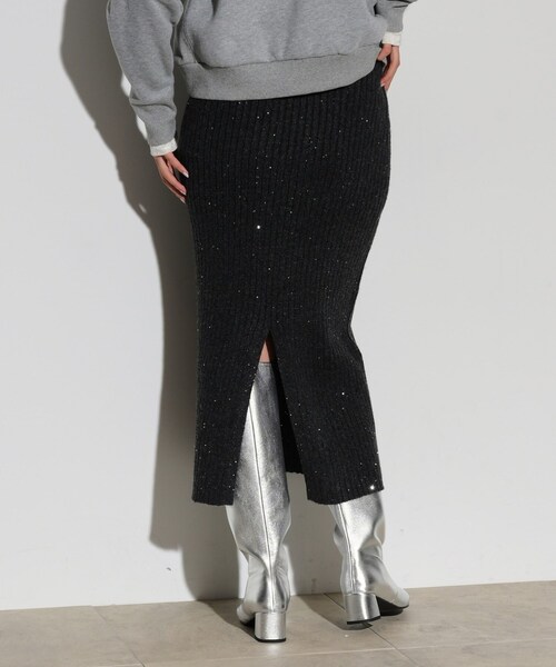 GALLEST（ギャレスト）の「ワイドリブニットスカート（スカート・レディース・チャコールグレー/ベージュ・36/38）」の17枚目の写真
