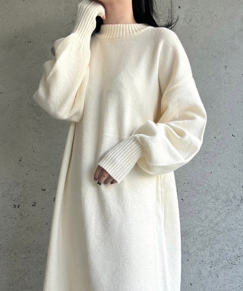 merrylatte(メリーラテ)の「指穴付ロングニットワンピース(ワンピース・レディース・アイボリー・FREE)」の19枚目の写真