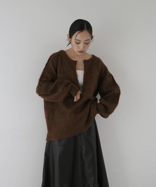 hellam（へラム）の「ミックスシャギー　キーネックニット（ニット/セーター・レディース・グリーン/チャコール/オレンジ/アイボリー/ブルー/チャコールグレー/ブラウン・FREE）」の14枚目の写真