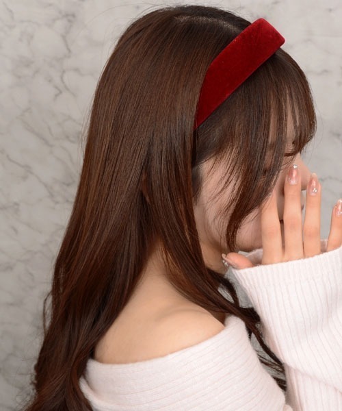 Mayree(メイリー)の「【float】ベロア シンプル クッション カチューシャ【3サイズ展開】(カチューシャ・レディース・ブラック系1/ブラック系3/ワイン系1/ワイン系3/ブラック系2/ワイン系2・FREE)」の20枚目の写真