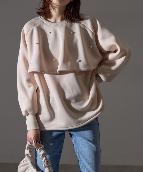 each（イーチ）の「前後2WAYパールケープ付裏起毛スウェット（スウェット・レディース・アイボリー/ブラック/グリーン・FREE）」の2枚目の写真