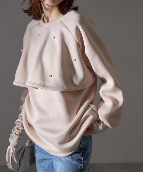 each（イーチ）の「前後2WAYパールケープ付裏起毛スウェット（スウェット・レディース・アイボリー/ブラック/グリーン・FREE）」の4枚目の写真