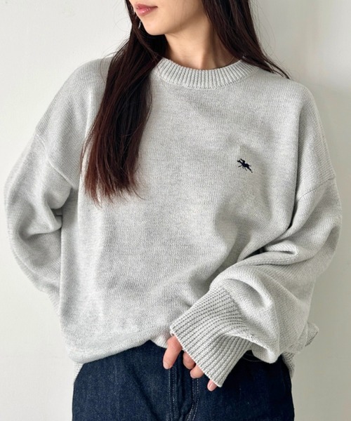 POLOCHAMPS(ポロチャンプス)の「POLOCHAMPS(ポロチャンプス)/ポロチャンプス 別注 ワンポイント刺繍 クルーネック 長袖 オーバーサイズニット セーター(ニット/セーター・レディース・グレー/ブラック/ネイビー・L/M)」の13枚目の写真