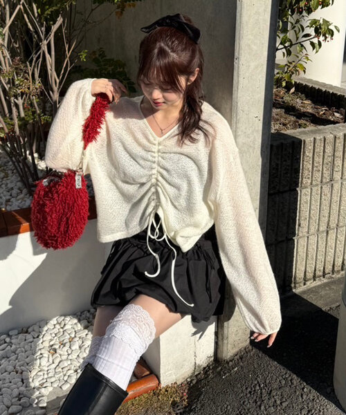 continuer de NICE CLAUP(コンティニューデナイスクラップ)の「【@_chipi2xセレクト】前後2WAYドロストプルオーバー(ニット/セーター・レディース・ブラック/オフホワイト/グレー・FREE)」の6枚目の写真