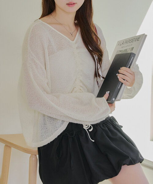 continuer de NICE CLAUP(コンティニューデナイスクラップ)の「【@_chipi2xセレクト】前後2WAYドロストプルオーバー(ニット/セーター・レディース・ブラック/オフホワイト/グレー・FREE)」の7枚目の写真