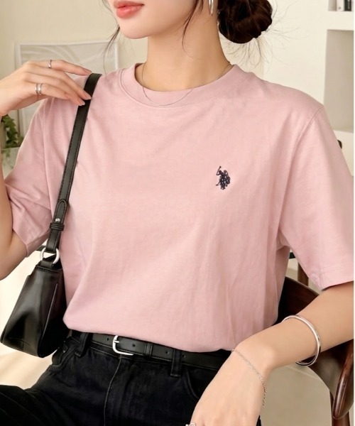 U.S. POLO ASSN.(ユーエスポロアッスン)の「U.S. POLO ASSN. ベーシック クルーネック 半袖 Tシャツ(Tシャツ/カットソー・レディース・キャメル/ブラック/ネイビー/サーモンピンク/オフホワイト/グリーン・L/M/S)」の6枚目の写真