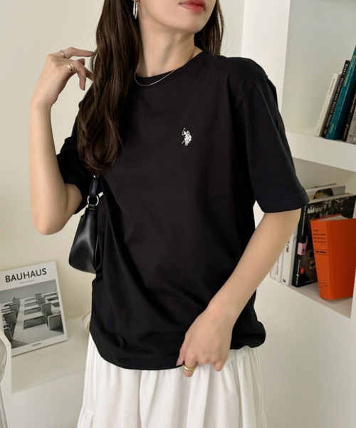 U.S. POLO ASSN.(ユーエスポロアッスン)の「U.S. POLO ASSN. ベーシック クルーネック 半袖 Tシャツ(Tシャツ/カットソー・レディース・キャメル/ブラック/ネイビー/サーモンピンク/オフホワイト/グリーン・L/M/S)」の15枚目の写真