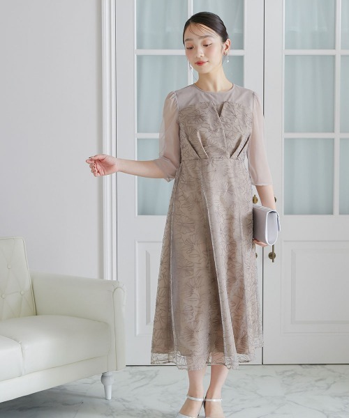 Jolie et Jolie(ジョリーエジョリー)の「ビスチェ風刺繍レースワンピースドレス(ドレス・レディース・ベージュ/ネイビー・M/L/3L/4L/LL)」の8枚目の写真