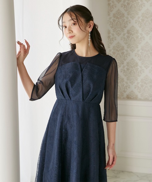 Jolie et Jolie(ジョリーエジョリー)の「ビスチェ風刺繍レースワンピースドレス(ドレス・レディース・ベージュ/ネイビー・M/L/3L/4L/LL)」の15枚目の写真