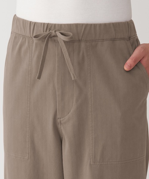無印良品（ムジルシリョウヒン）の「紳士　ストレッチジャージーベイカーパンツ（その他パンツ・メンズ・ダークネイビー/ダークグリーン/ブラウン系・S/M/L/XL）」の7枚目の写真