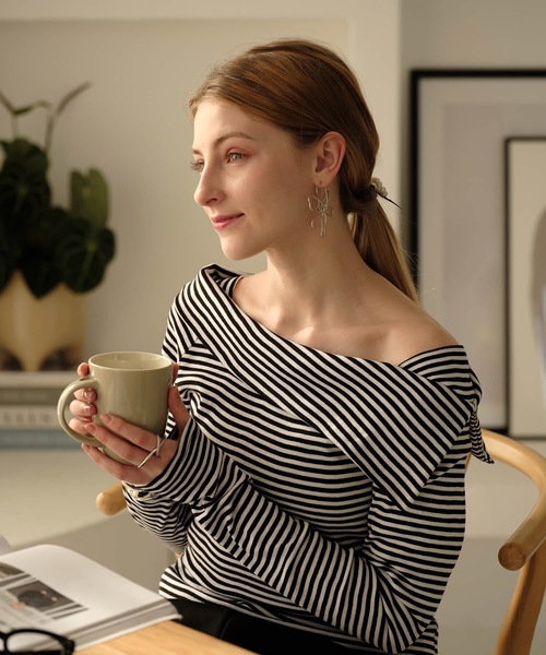 ANOH（アノー）の「フラワーフープピアス（ピアス（両耳用）・レディース・シルバー/ゴールド・FREE）」の19枚目の写真