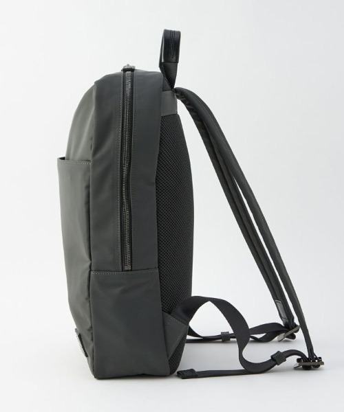GLENROYAL(グレンロイヤル)の「【GLENROYAL/グレンロイヤル】J2-0041 デイパック (ナイロンツイル)(バックパック/リュック・メンズ・チャコールグレー/ブラック・00)」の5枚目の写真
