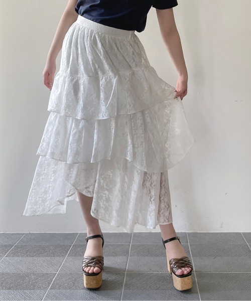 one way（ワンウェイ）の「レースイレヘムティアードスカート（スカート・レディース・ブラック/ホワイト・FREE）」の4枚目の写真