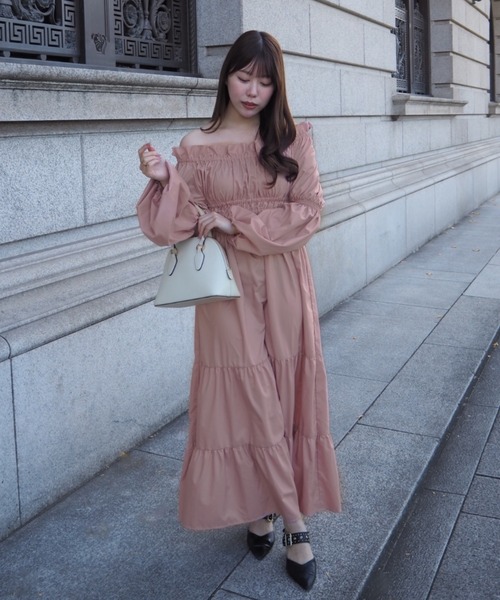 SELFIST(セルフィスト)の「【美的掲載】2wayオフショルティアードワンピース 春服 バルーン袖 長袖 ティアードスカート(ワンピース・レディース・ブラック/アイボリー/ピンク・フリー)」の5枚目の写真