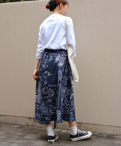 WILD THINGS（ワイルドシングス）の「WILD THINGS/ワイルドシングス　プリントラックススカート　PRINT LAX SKIRT（スカート・レディース・ネイビー/グレー・M）」の19枚目の写真