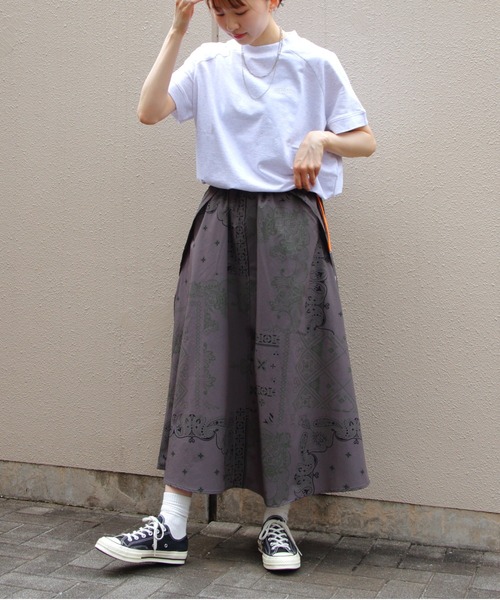 WILD THINGS（ワイルドシングス）の「WILD THINGS/ワイルドシングス　プリントラックススカート　PRINT LAX SKIRT（スカート・レディース・ネイビー/グレー・M）」の5枚目の写真