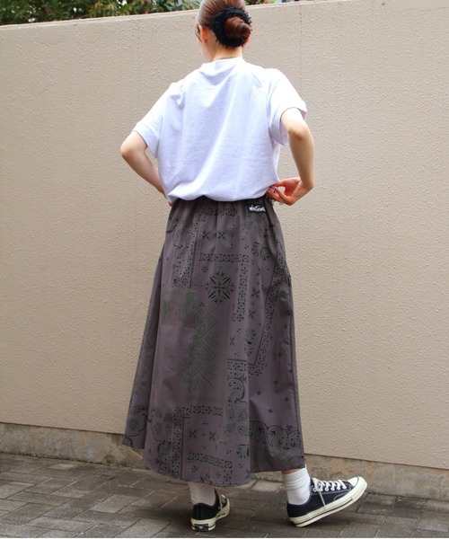 WILD THINGS（ワイルドシングス）の「WILD THINGS/ワイルドシングス　プリントラックススカート　PRINT LAX SKIRT（スカート・レディース・ネイビー/グレー・M）」の8枚目の写真