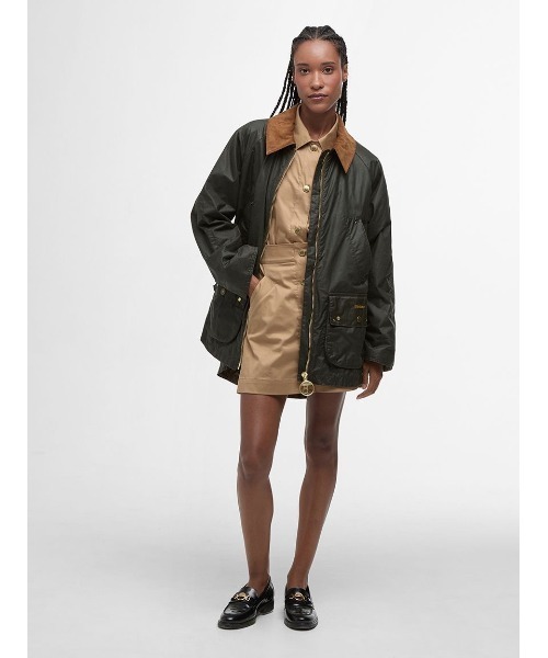 Barbour(バブアー)の「Raelynn ワックス ジャケット(ブルゾン・レディース・オリーブ/ブラック・8)」の3枚目の写真