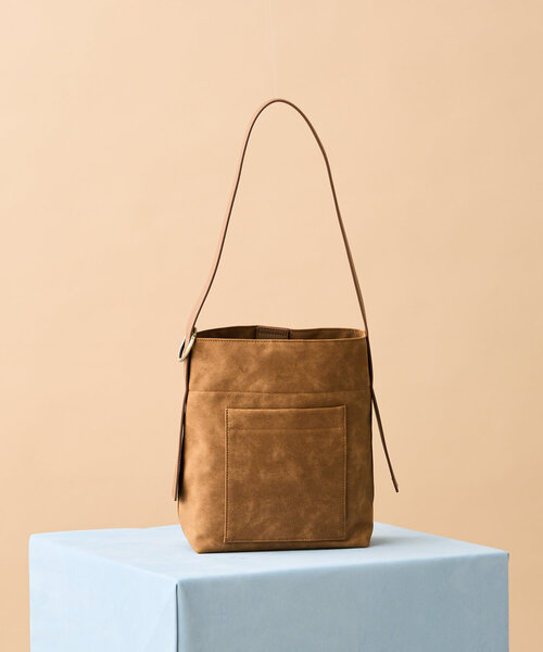 Kastane（カスタネ）の「【Kolors like you】スエードワンハンドル