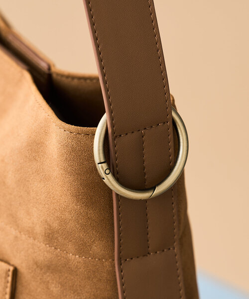 Kastane(カスタネ)の「【Kolors like you】スエードワンハンドルバッグ(ショルダーバッグ・レディース・ブラウン/グレイッシュベージュ/ピンク系その他・FREE)」の12枚目の写真