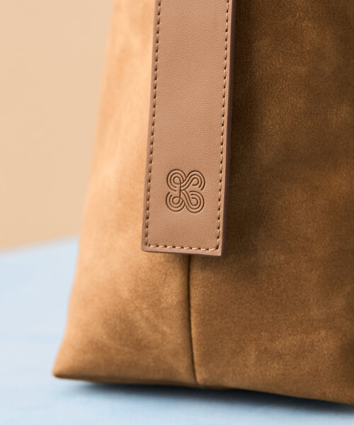 Kastane(カスタネ)の「【Kolors like you】スエードワンハンドルバッグ(ショルダーバッグ・レディース・ブラウン/グレイッシュベージュ/ピンク系その他・FREE)」の13枚目の写真