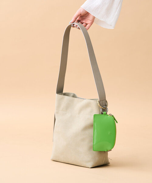 Kastane（カスタネ）の「【Kolors like you】スエードワンハンドル