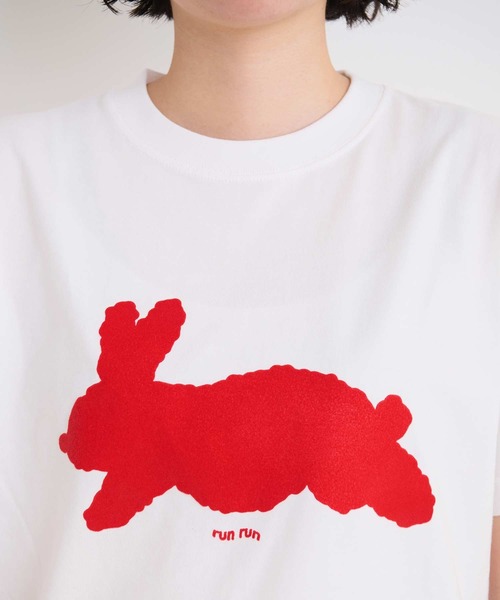 I am in fact tシャツ run rabbit Tシャツ レディース