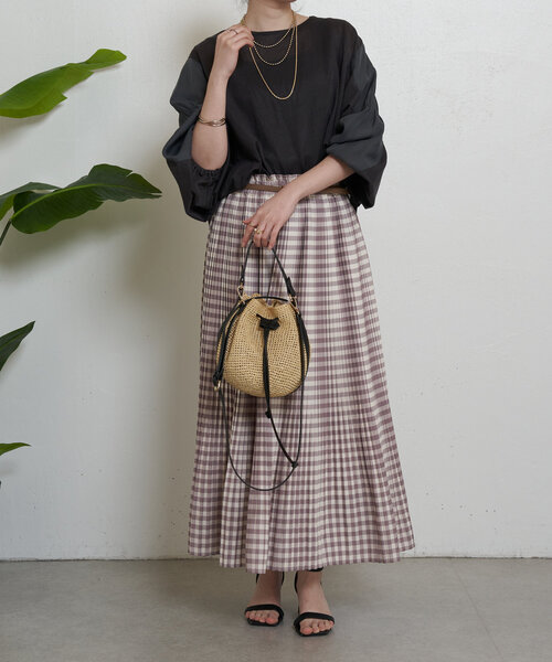 Jena espace merveilleux（ジェナ　エスパスメルヴェイユ）の「【さわ企画】【WEB限定】袖ボリュームシアーシャツ（シャツ/ブラウス・レディース・オフホワイト/チャコールグレー・FREE）」の5枚目の写真