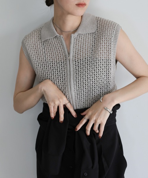 select MOCA(セレクトモカ)の「メッシュニットフロントジップトップス(ニット/セーター・レディース・ブラック/オフホワイト/グレー・FREE)」の12枚目の写真