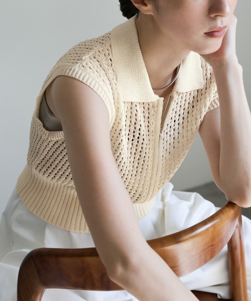 select MOCA(セレクトモカ)の「メッシュニットフロントジップトップス(ニット/セーター・レディース・ブラック/オフホワイト/グレー・FREE)」の11枚目の写真