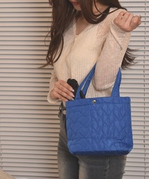トートバッグ（ブルー・ネイビー/青色系・キルティング）ファッション