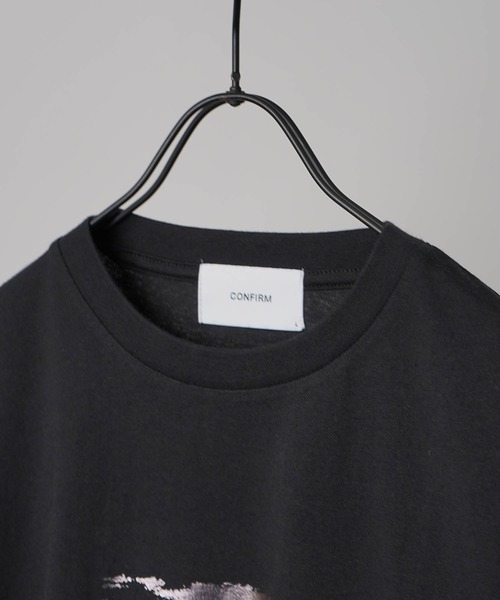 Confirm(コンファーム)の「アブストラクトグラフィック箔プリント 半袖Tシャツ メンズ レディース(Tシャツ/カットソー・メンズ・ブラック/ホワイト/ホワイト系その他/ブラック系その他・M/L)」の8枚目の写真